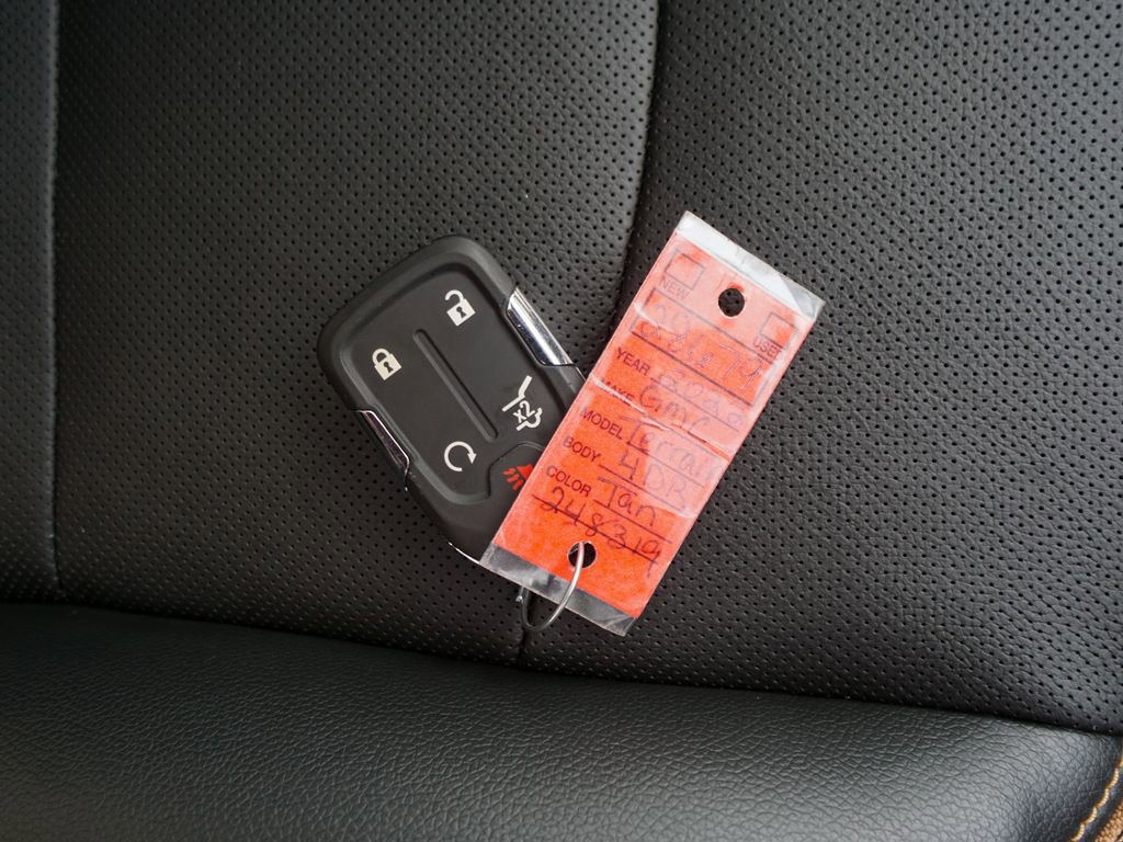 Used 2022 GMC Terrain AT4 image 38