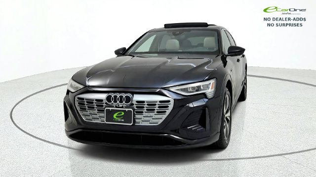 Used 2024 Audi Q8 e-tron Premium Plus w/ Premium Plus Package AWD/4WD image 3