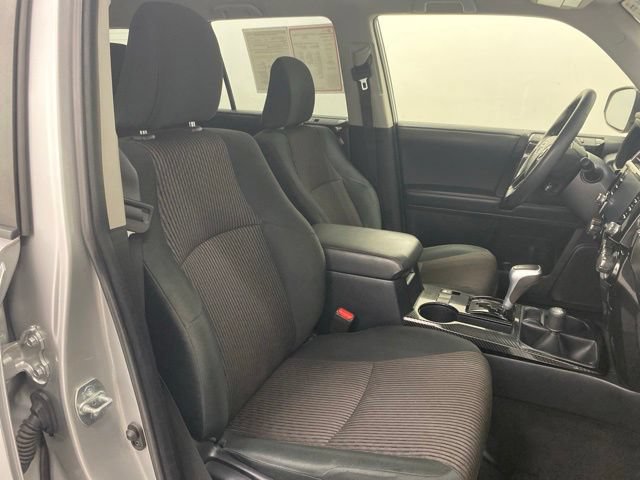 Certified 2022 Toyota 4Runner TRD Off-Road AWD/4WD image 30