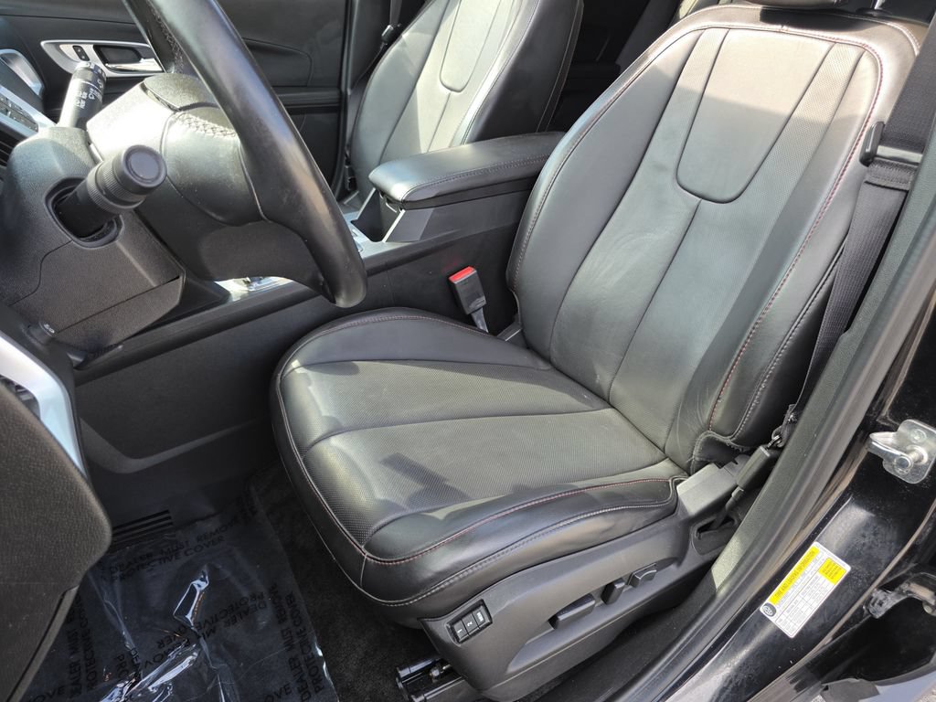 Used 2017 Chevrolet Equinox Premier w/ Enhanced Convenience Package AWD/4WD image 17