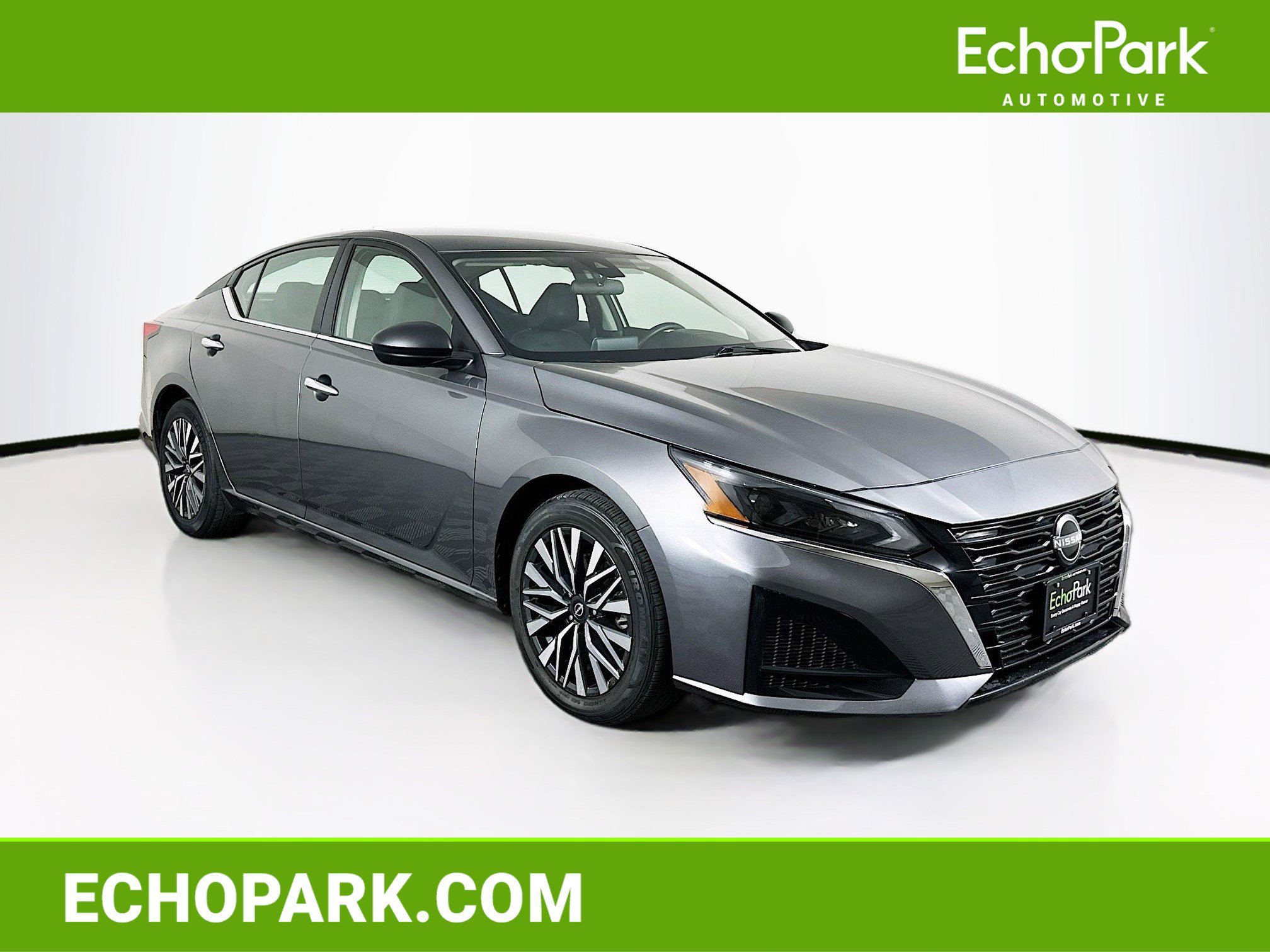 Used 2024 Nissan Altima 2.5 SV