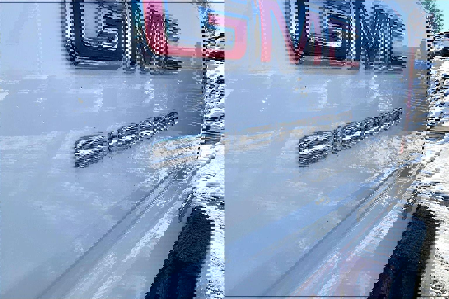 Used 2024 GMC Sierra 1500 Elevation AWD/4WD image 8