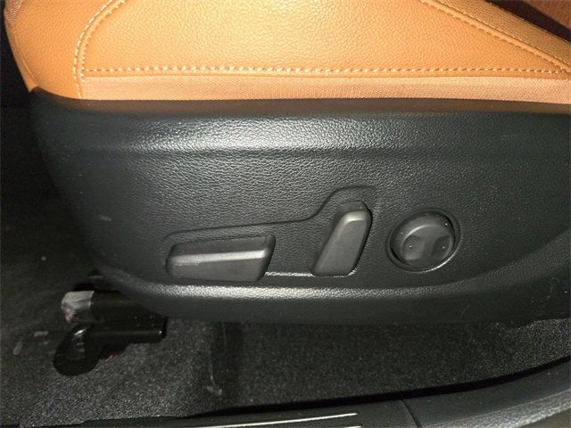 Used 2025 Kia Soul EX image 12