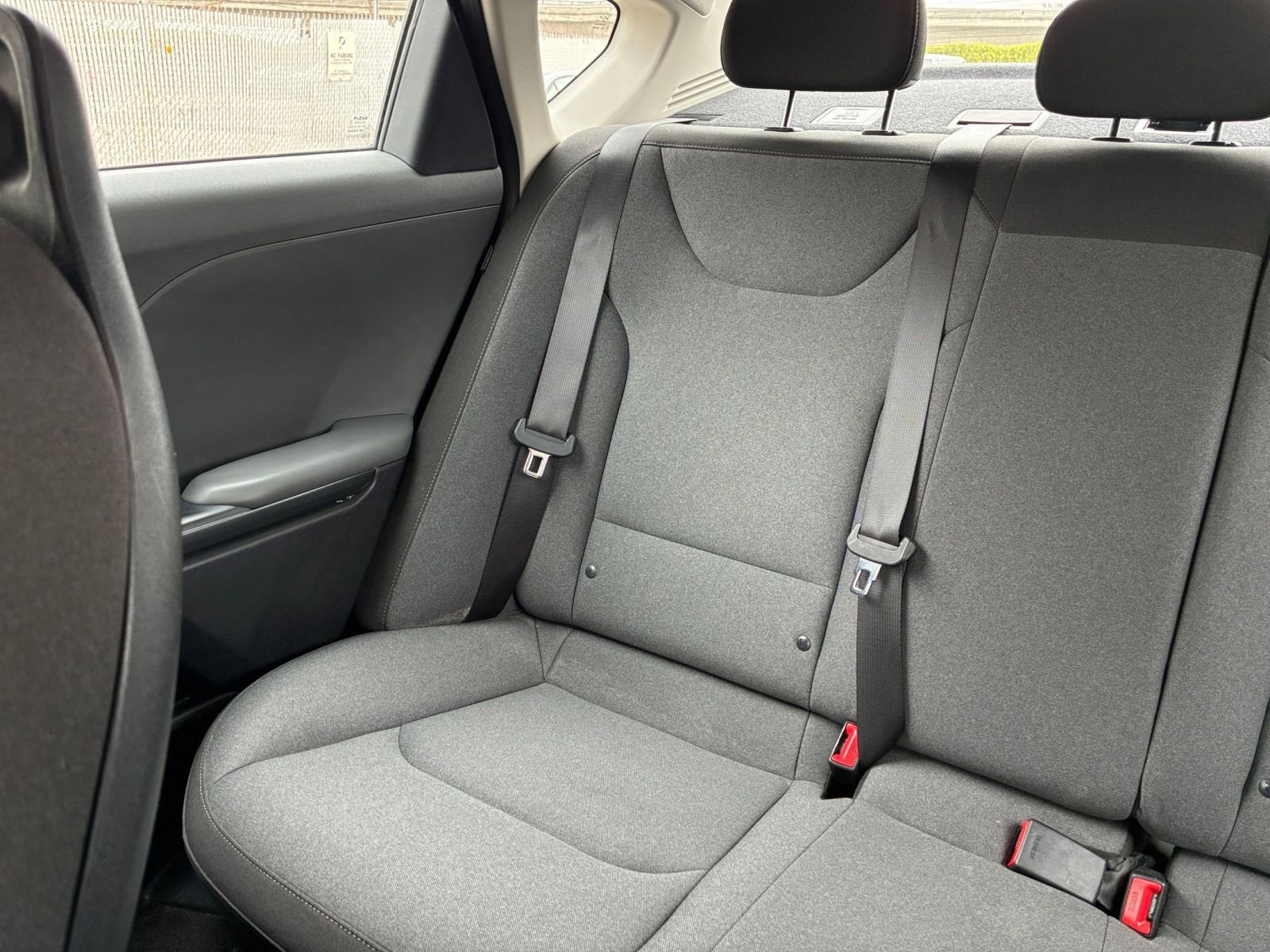 Used 2025 Kia K4 LXS image 38