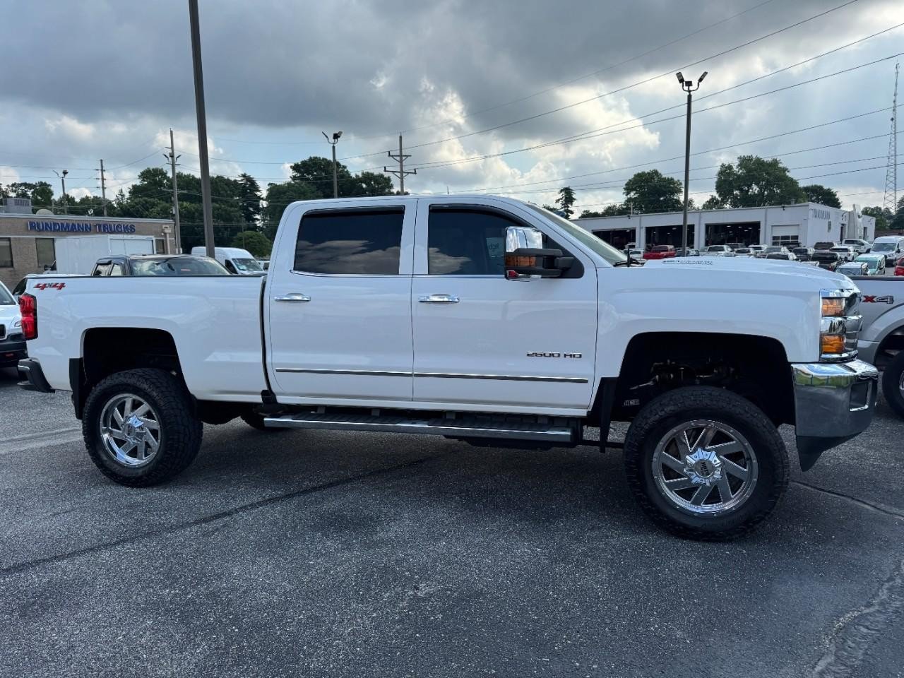 Used 2019 Chevrolet Silverado 2500 LTZ w/ Duramax Plus Package AWD/4WD image 2