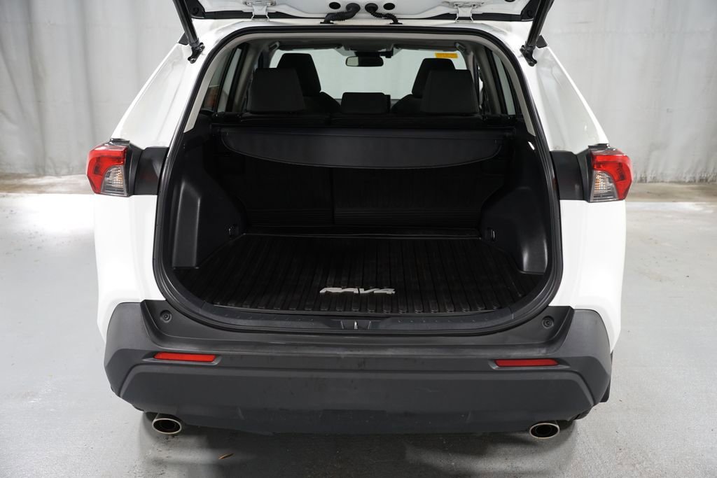 Certified 2022 Toyota RAV4 XLE w/ Convenience Package image 35