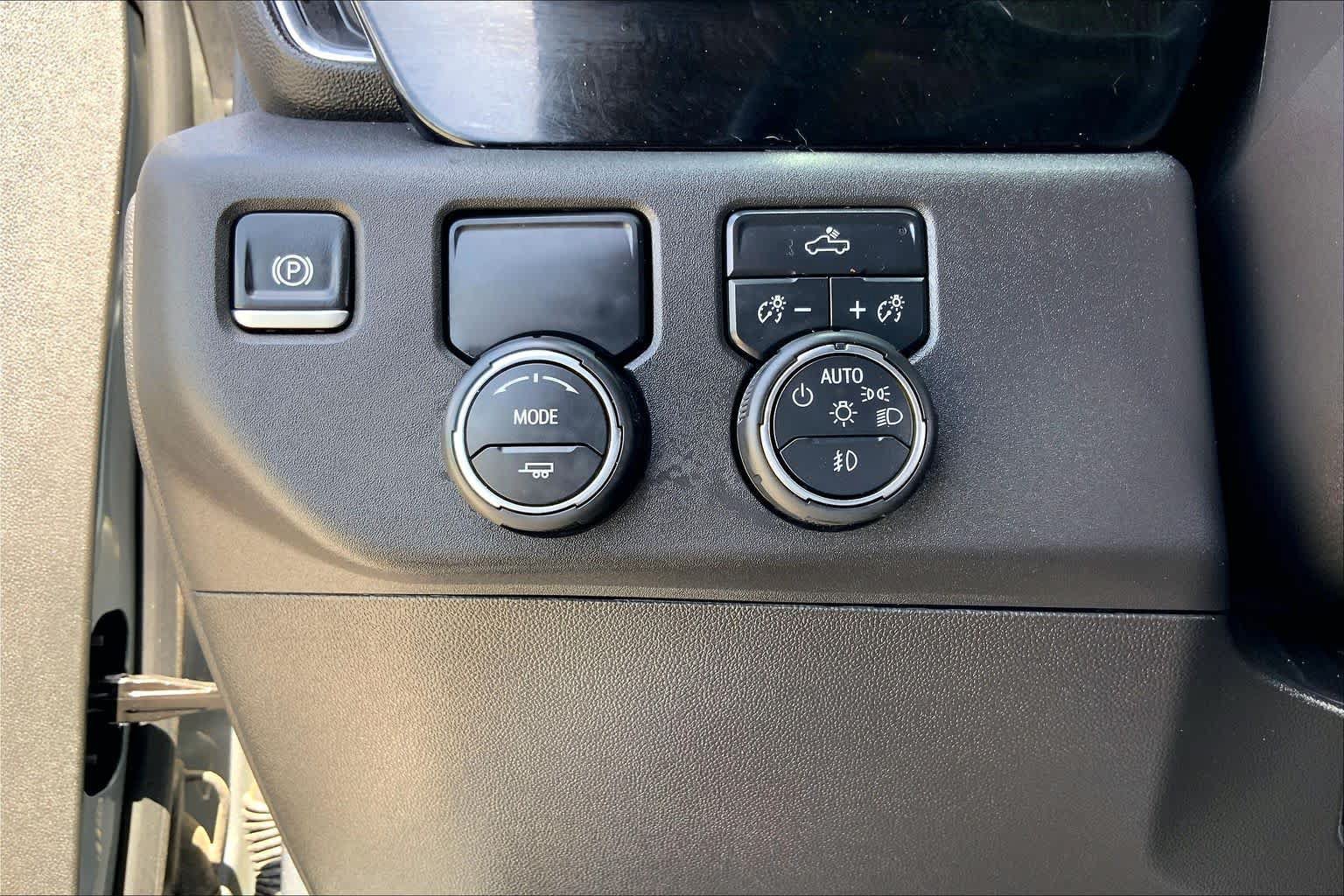 Used 2024 Chevrolet Silverado 1500 RST w/ Protection Package RWD image 33