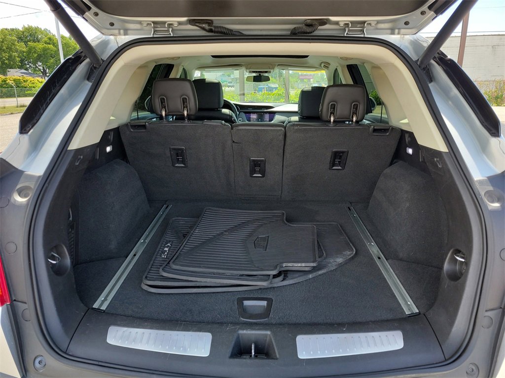 Used 2017 Cadillac XT5 Luxury image 7