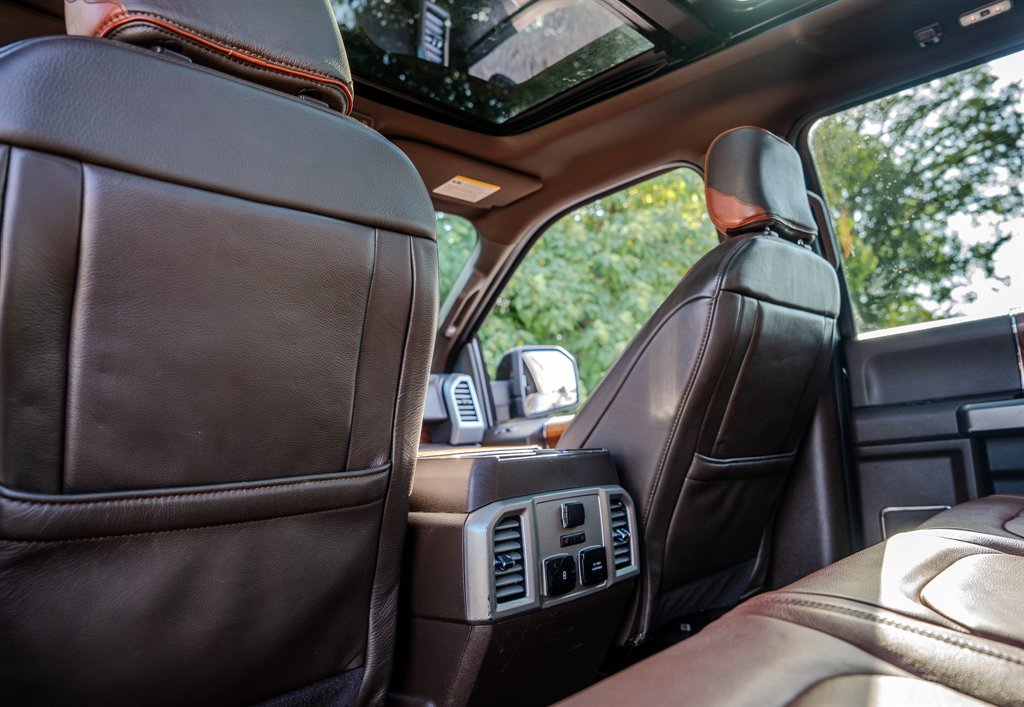 Used 2018 Ford F150 King Ranch w/ Equipment Group 601A Luxury AWD/4WD image 30