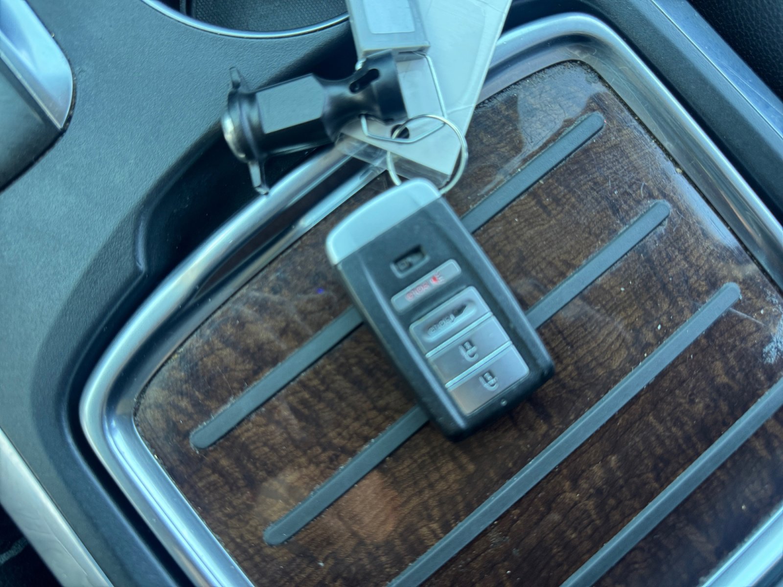 Used 2017 Acura MDX FWD image 26