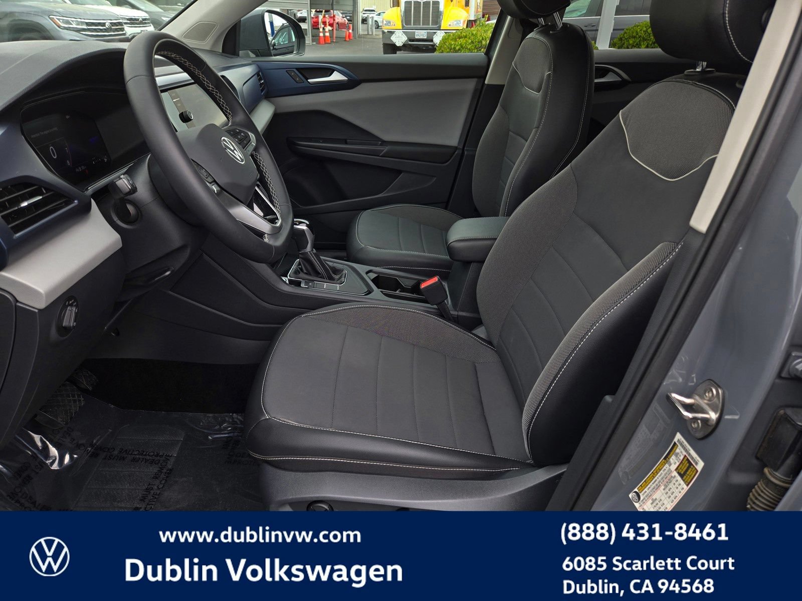 Certified 2023 Volkswagen Taos SE FWD image 16