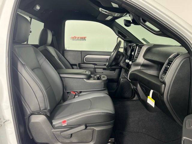 New 2026 RAM 3500 Tradesman AWD/4WD image 25