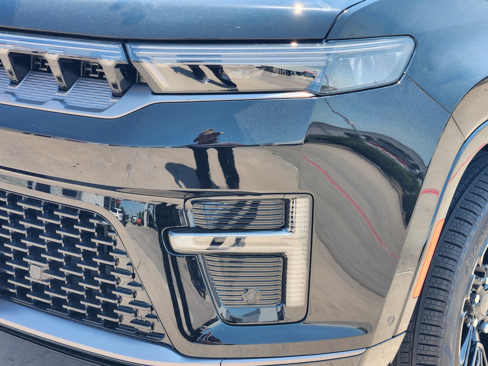 New 2026 Jeep Grand Wagoneer Limited AWD/4WD image 9