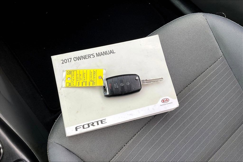 Used 2017 Kia Forte LX w/ LX Popular Package image 10