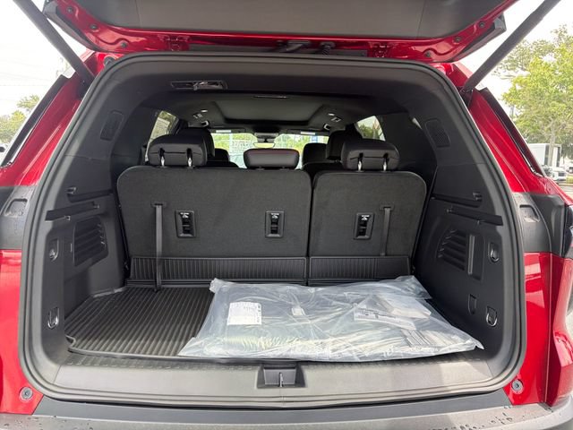 New 2026 Chevrolet Traverse Z71 w/ Enhanced Driving Package AWD/4WD image 11