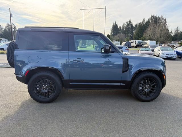 Used 2022 Land Rover Defender 90 X-Dynamic S image 4