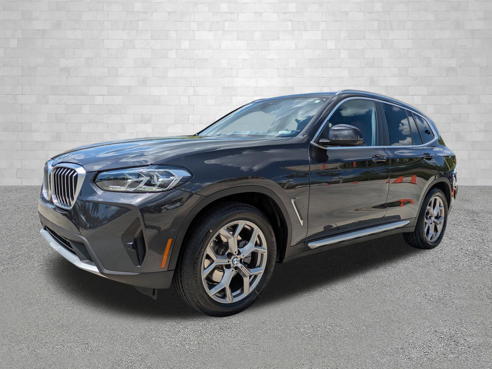 Used 2023 BMW X3 xDrive30i w/ Convenience Package w/ZPA AWD/4WD image 5