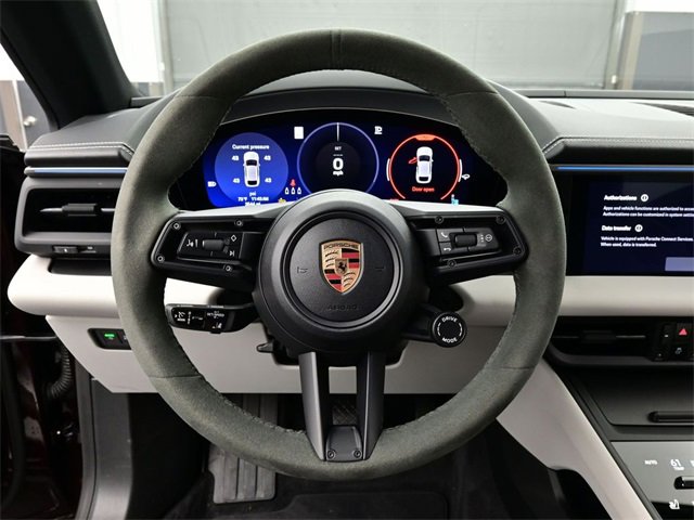 Used 2024 Porsche Macan 4 Electric image 8