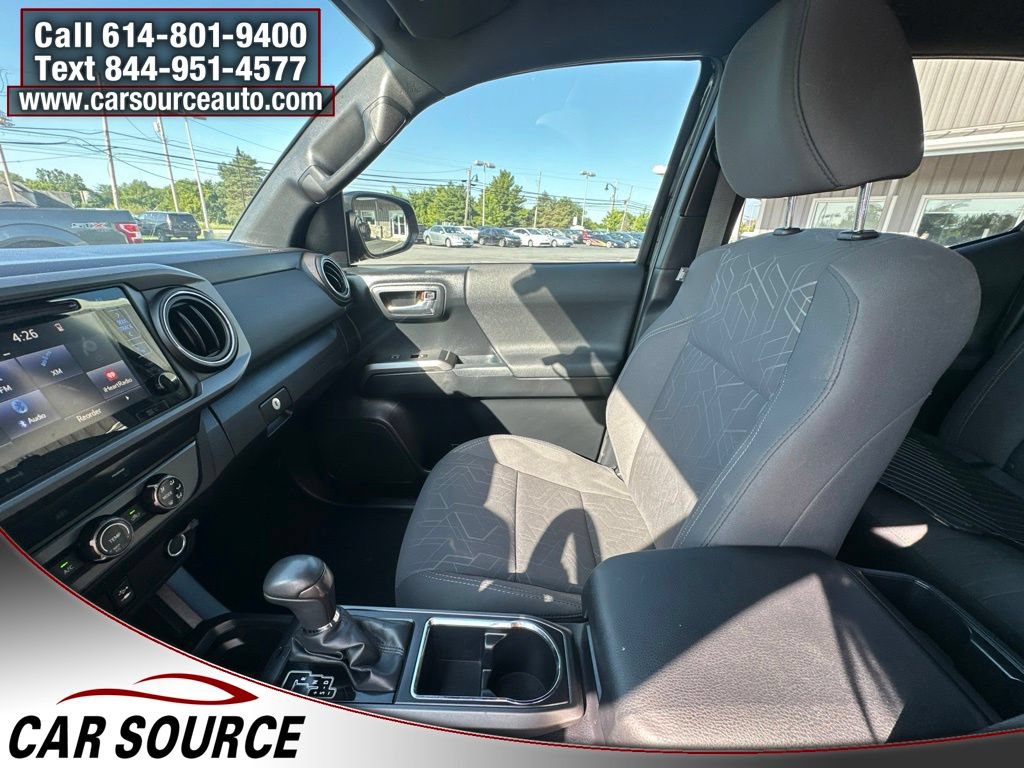 Used 2017 Toyota Tacoma TRD Sport w/ Tow Package (A/T) AWD/4WD image 19
