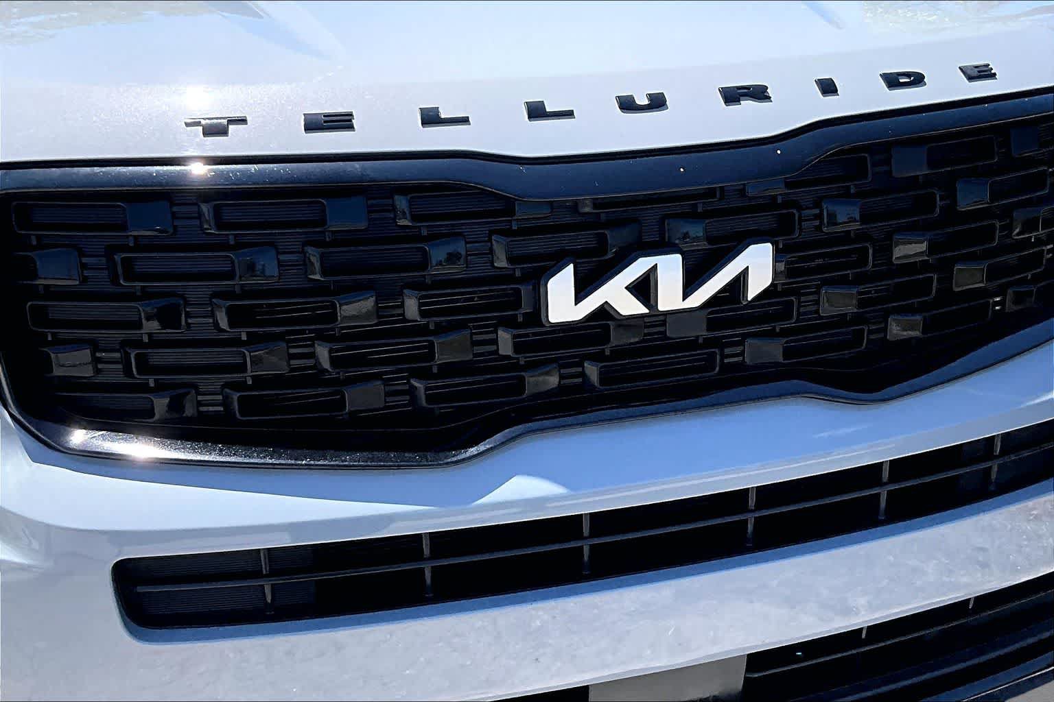 Used 2022 Kia Telluride EX w/ EX Premium Package AWD/4WD image 30