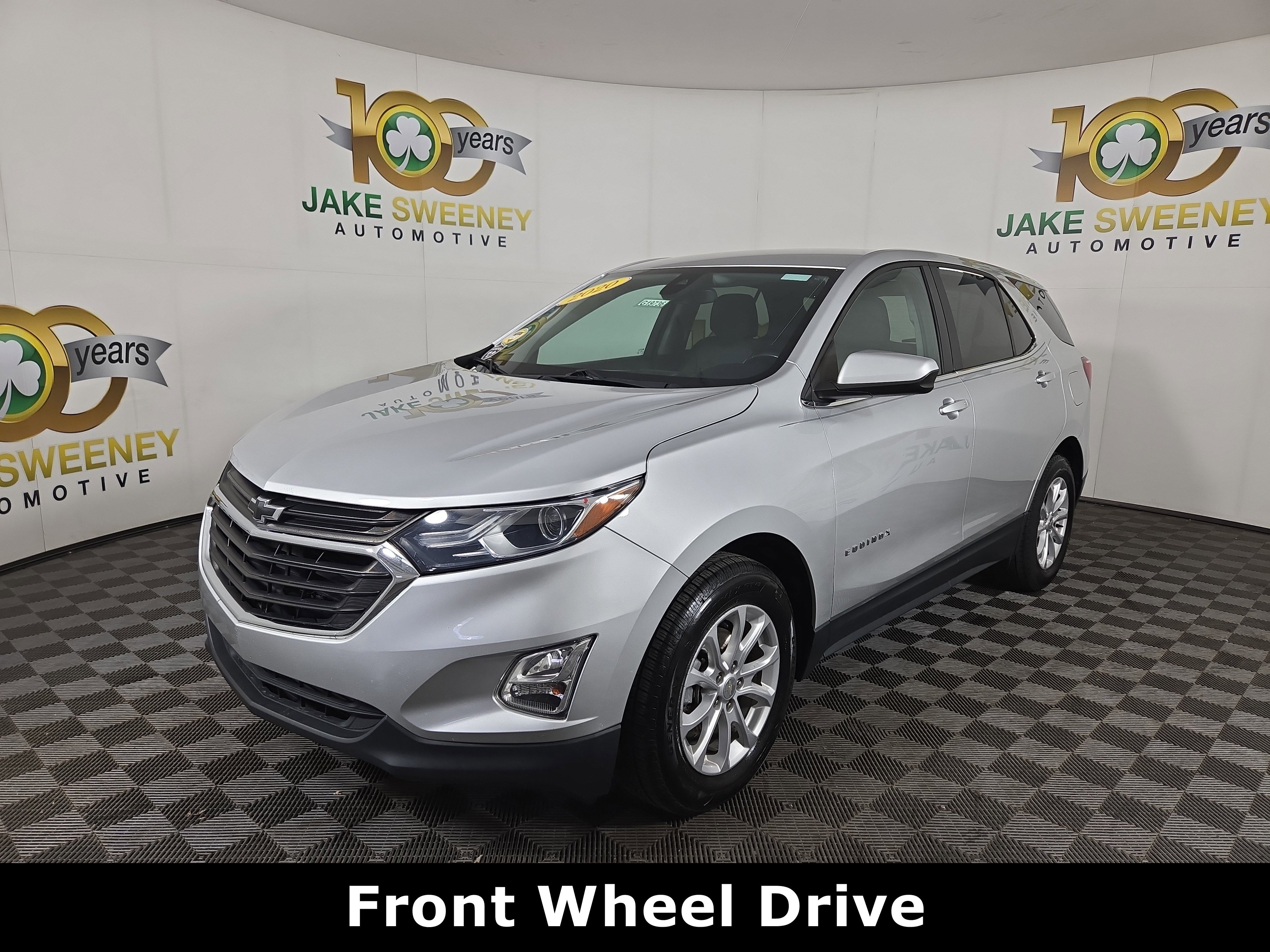 Used 2020 Chevrolet Equinox LT w/ Driver Convenience Package image 3