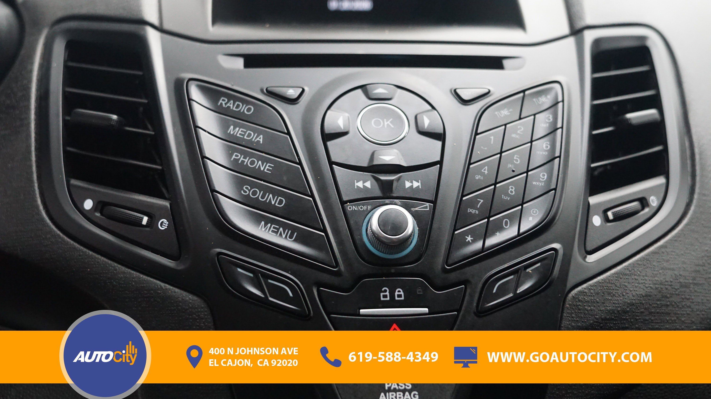 Used 2018 Ford Fiesta SE image 21