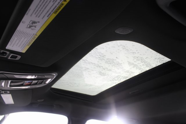 New 2025 Jeep Grand Cherokee Laredo image 9