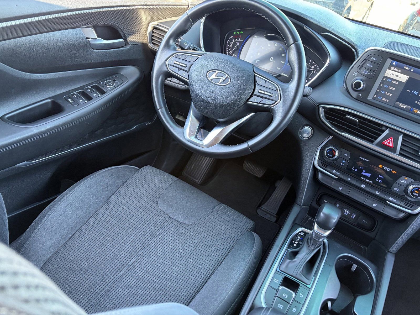 Used 2020 Hyundai Santa Fe SEL w/ Convenience Package FWD image 15