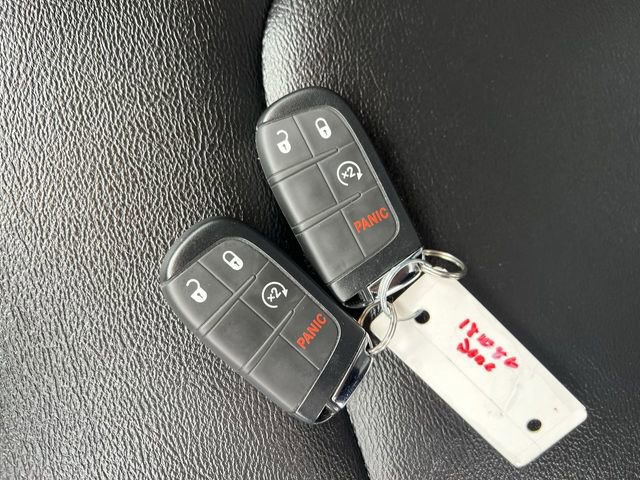 Used 2024 Jeep Compass Limited image 25