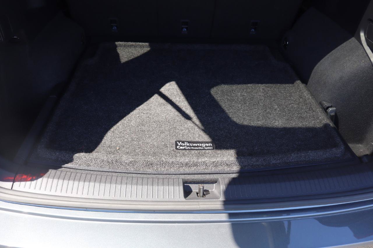 Used 2023 Volkswagen Tiguan SE AWD/4WD image 7