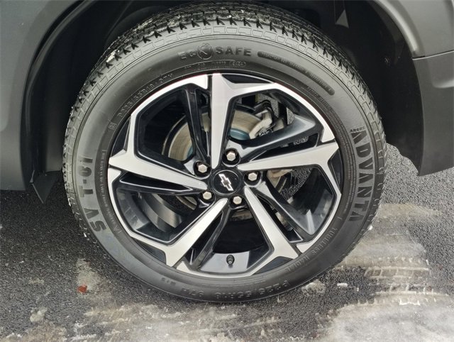 Used 2023 Chevrolet TrailBlazer RS image 30