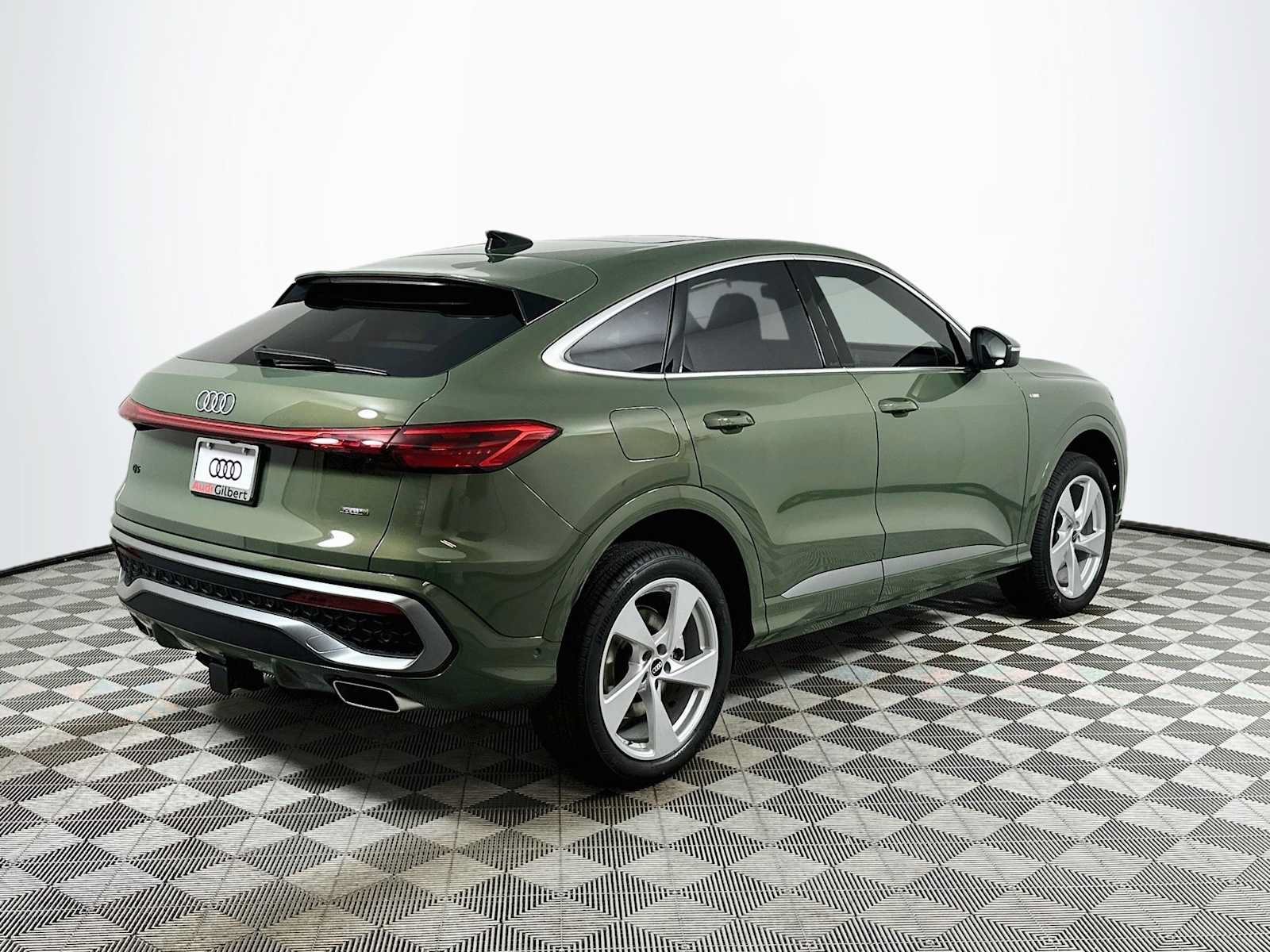 New 2026 Audi Q5 Premium Plus AWD/4WD image 7