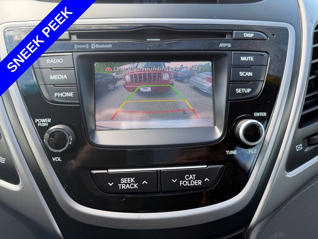 Used 2015 Hyundai Elantra SE w/ Option Group 02 FWD image 17