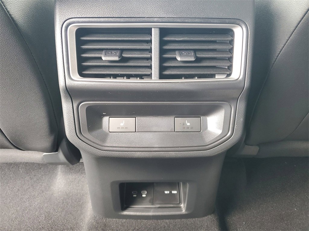 New 2026 Volkswagen Atlas Cross Sport SEL Premium R-Line image 13