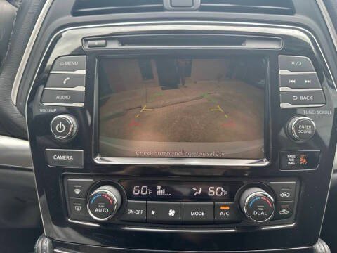 Used 2019 Nissan Maxima 3.5 S w/ Floor Mat Group FWD image 13