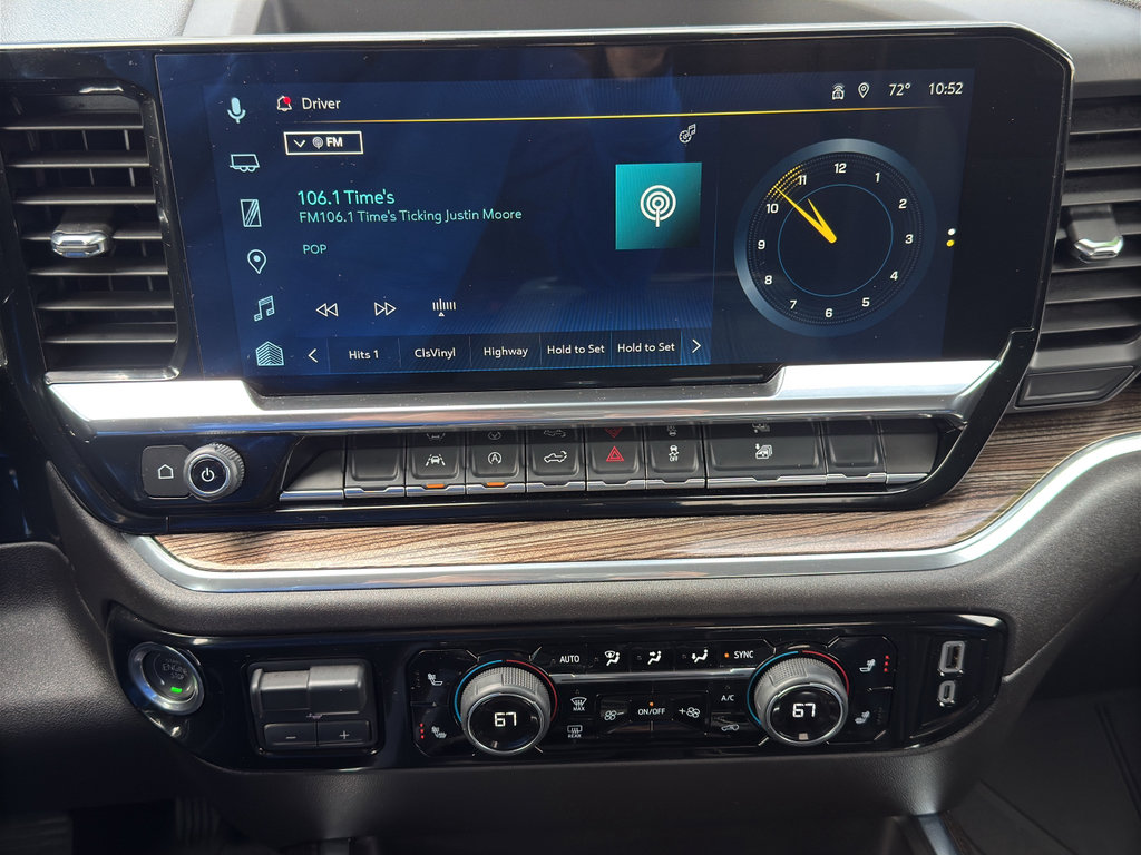 Used 2025 Chevrolet Silverado 1500 RST w/ Redline Edition AWD/4WD image 27