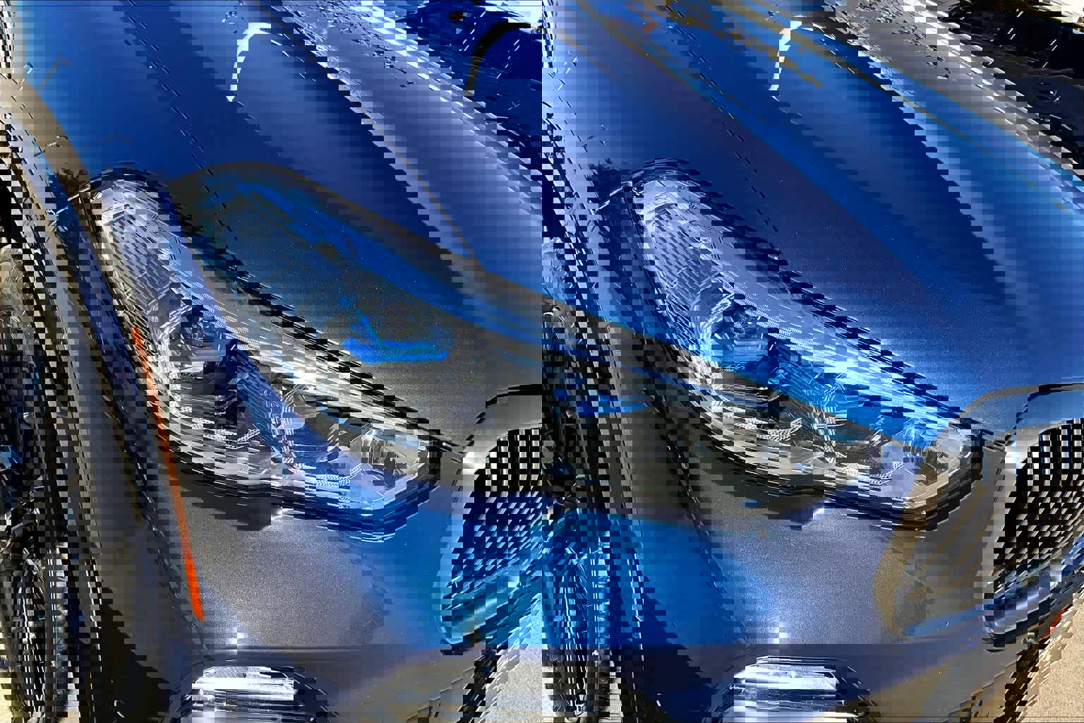 Used 2021 BMW X5 M50i w/ Executive Package image 49