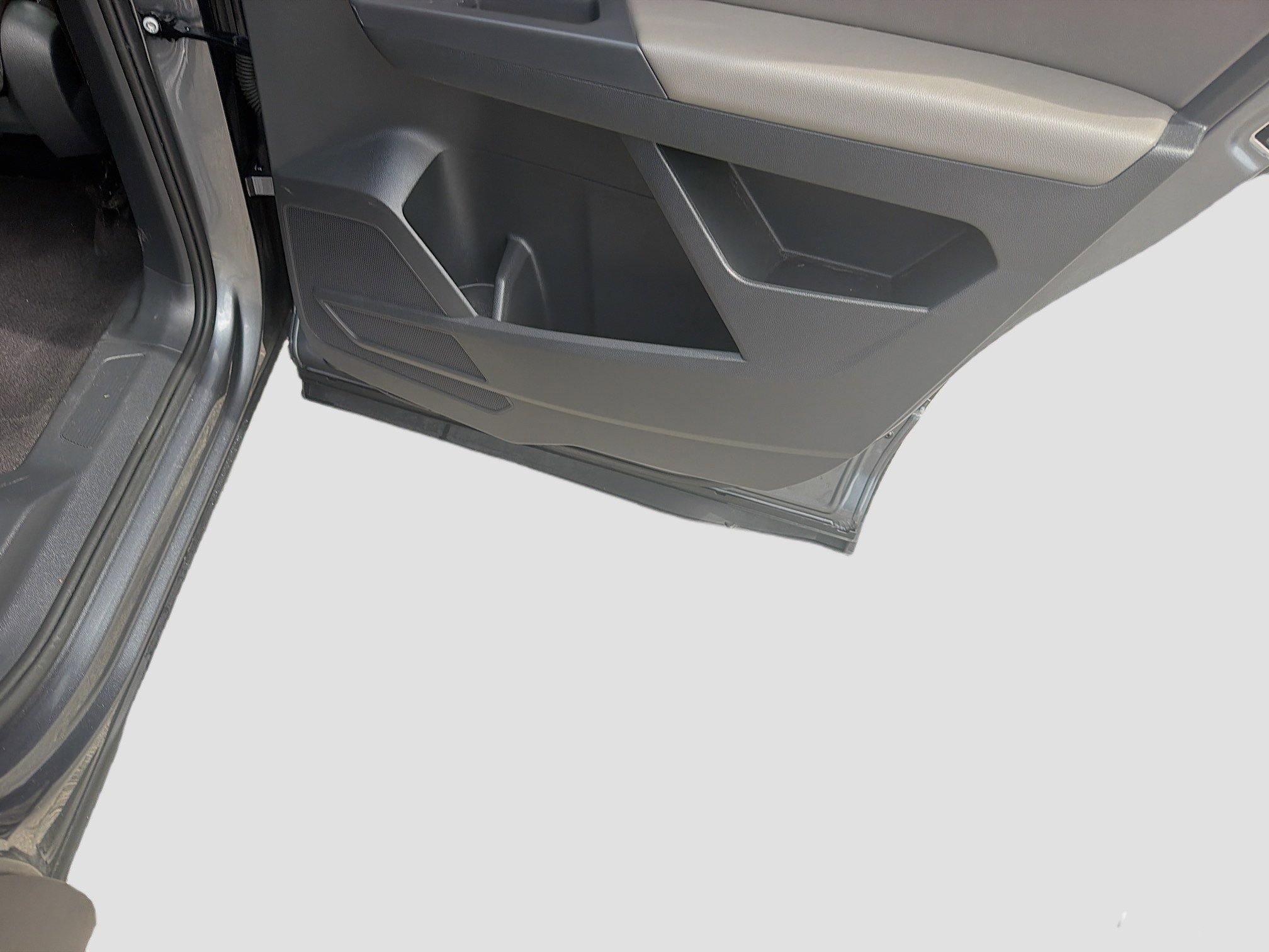 Certified 2021 Volkswagen Atlas Cross Sport S FWD image 30