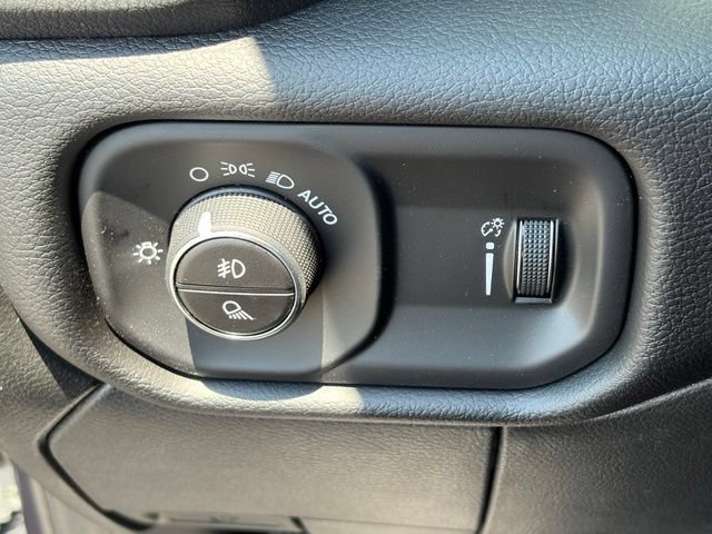 New 2026 RAM 2500 Big Horn AWD/4WD image 25