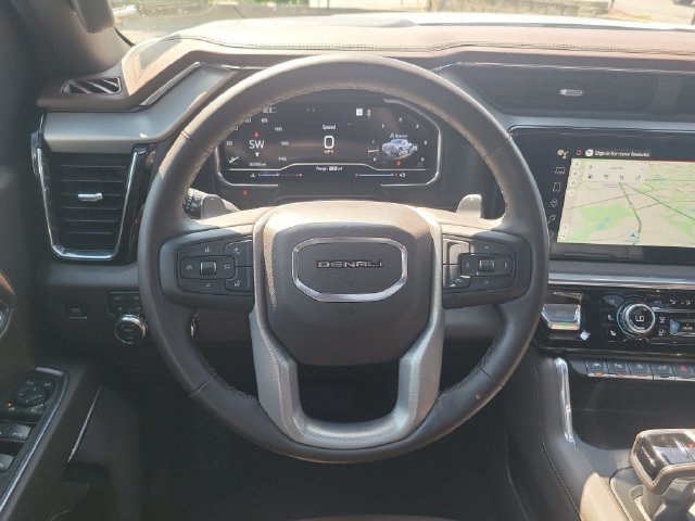 Used 2025 GMC Sierra 1500 Denali w/ Denali Reserve Package AWD/4WD image 27