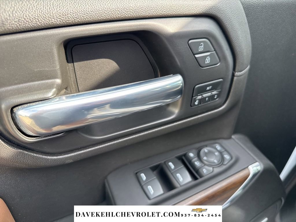 Used 2023 Chevrolet Silverado 3500 High Country w/ Z71 Off-Road Package image 9