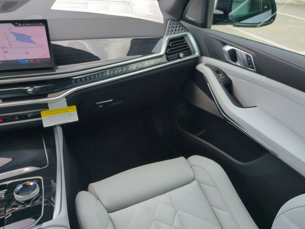 New 2026 BMW X5 xDrive40i w/ Executive Package image 16