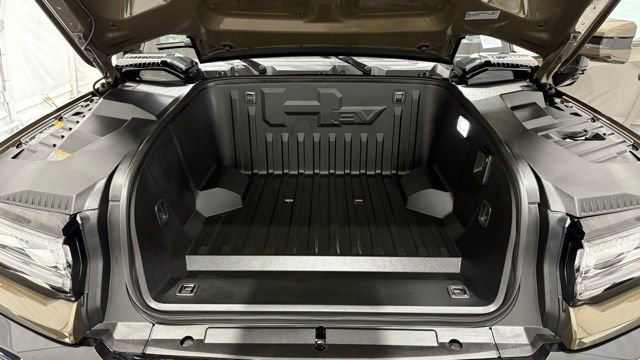 Used 2024 GMC Hummer EV 3X image 8
