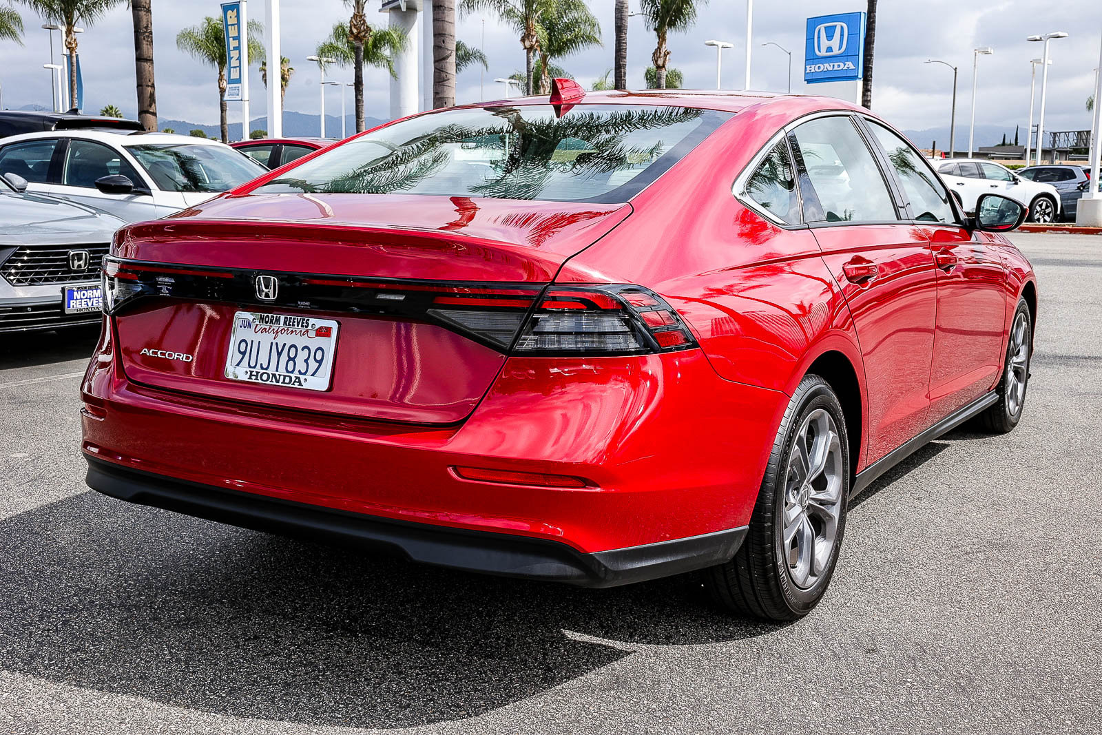 Certified 2024 Honda Accord EX image 7