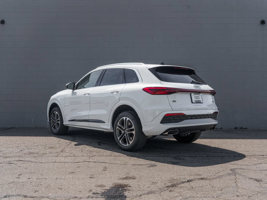 Used 2025 Audi Q5 Premium w/ Convenience Package AWD/4WD image 4