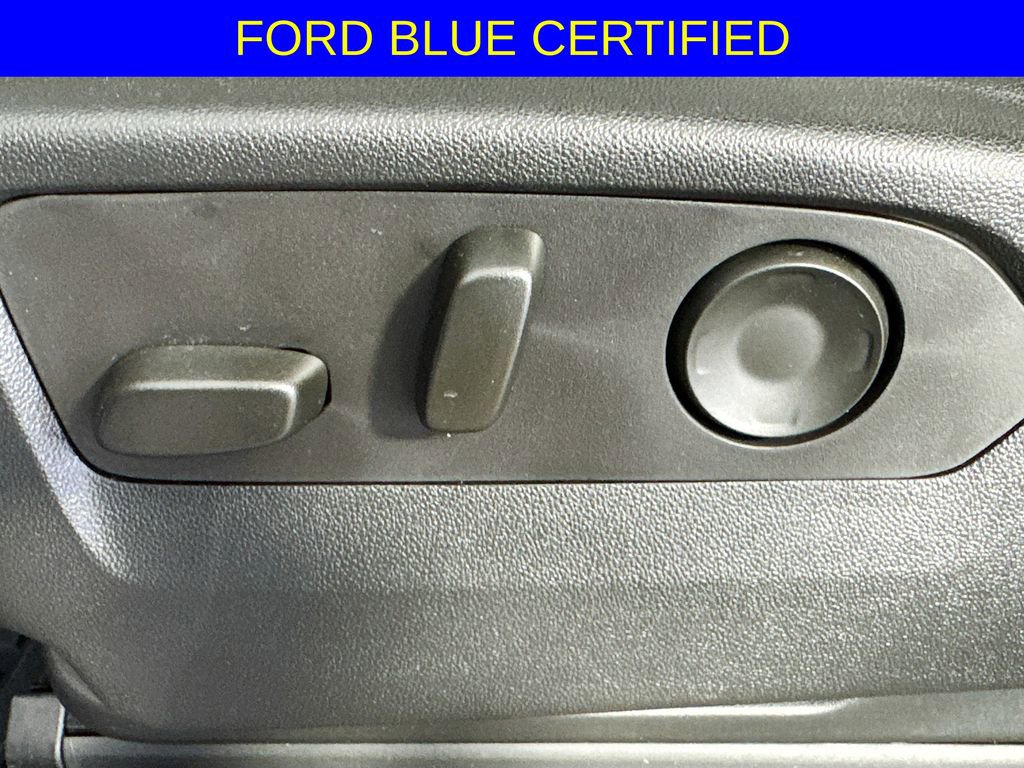 Used 2024 GMC Yukon AT4 w/ Technology Package image 20