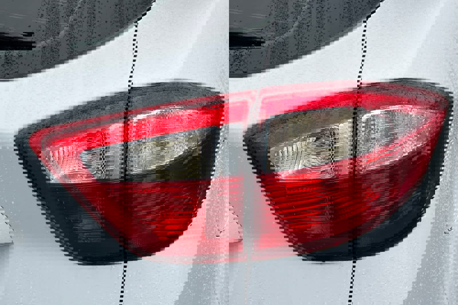 Used 2013 Ford C-MAX Energi SEL image 17