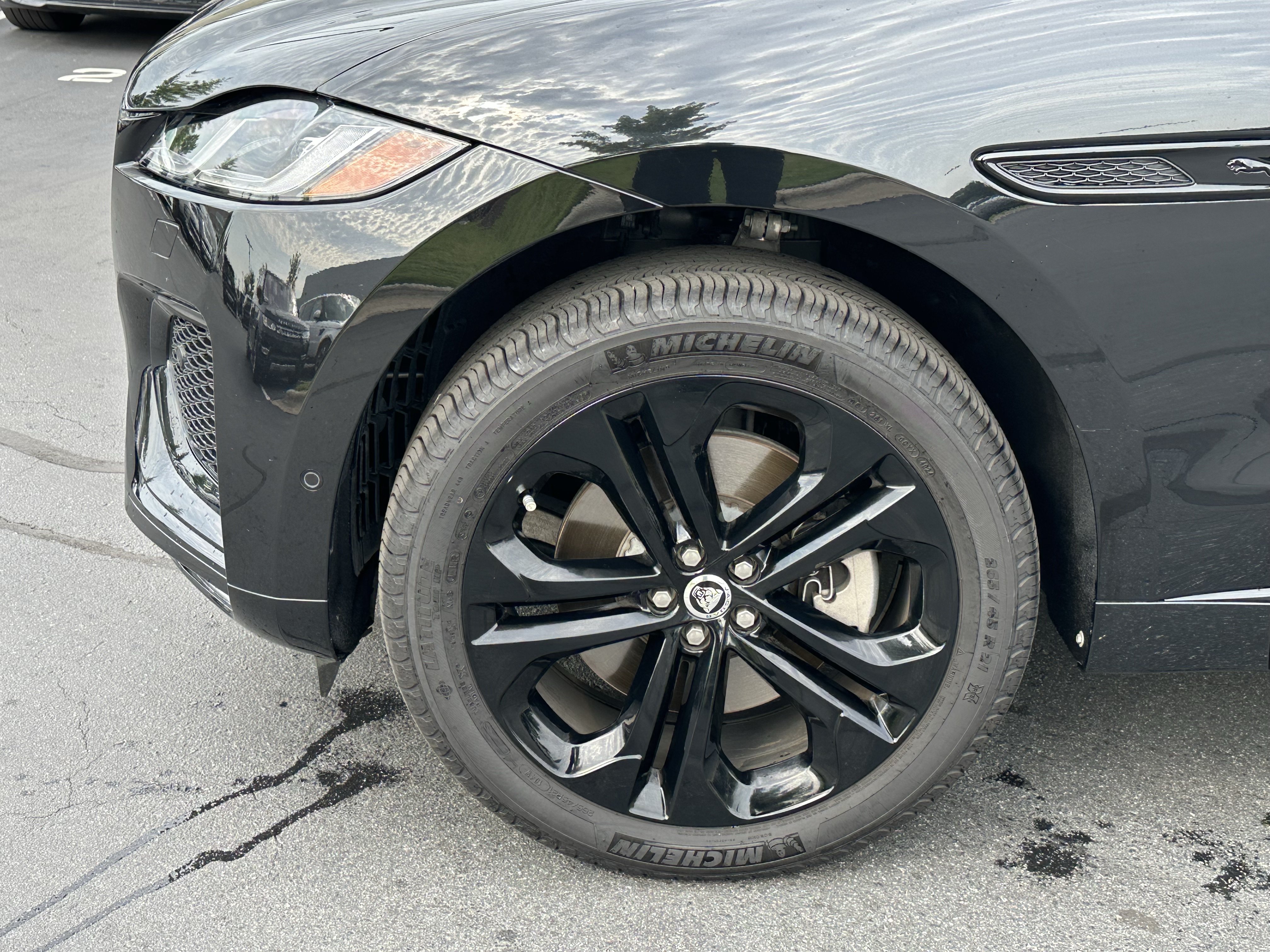 Used 2026 Jaguar F-PACE R-Dynamic S AWD/4WD image 14