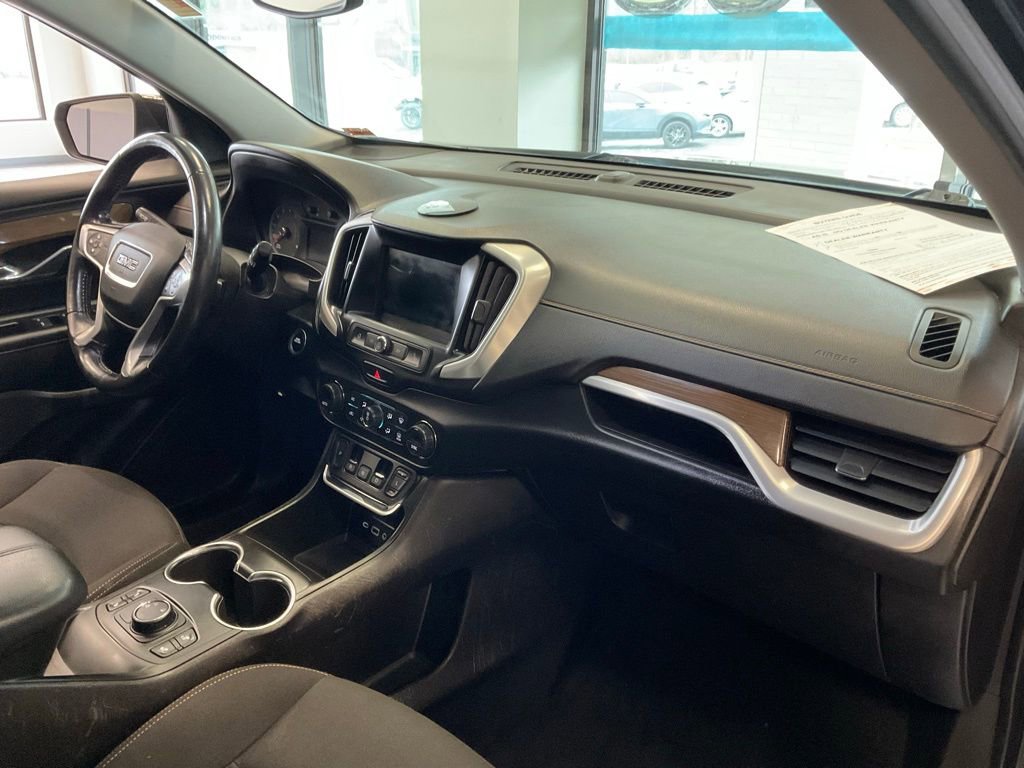 Used 2018 GMC Terrain SLE w/ Driver Convenience Package image 18