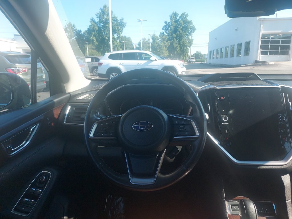 Used 2023 Subaru Ascent Touring AWD/4WD image 10